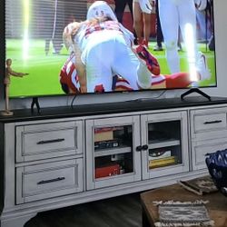 TV Livingroom Stand- $300