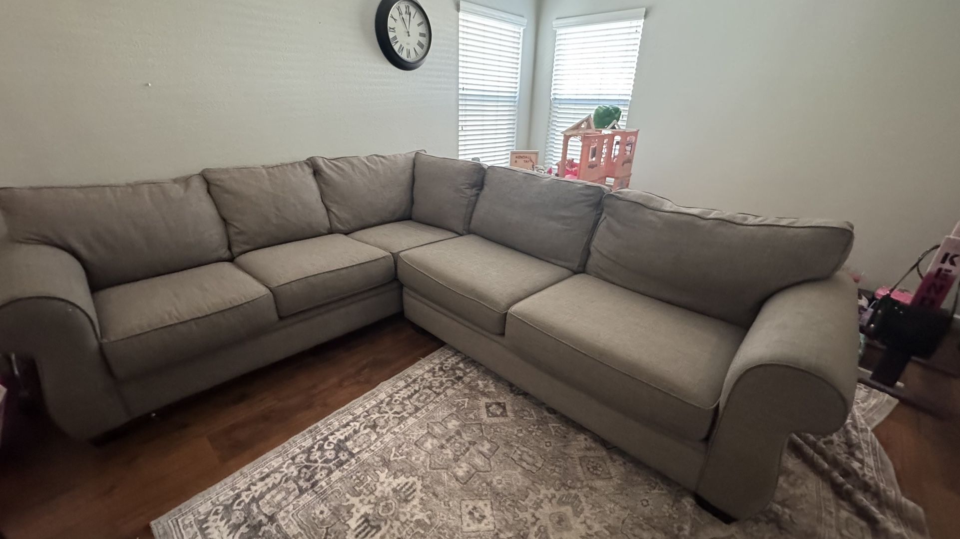 Couch Sectional - Gray