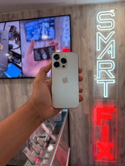 iPhone 14 Pro 256GB Unlocked | Excellent Condition | Great Price