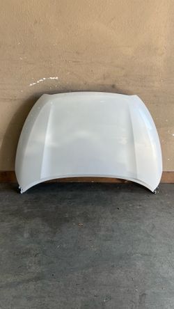 (395) 18-24 Nissan Kicks Hood 2018 2019 2020 2021 2022 2023 2024