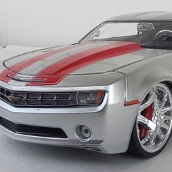 Die Cast Metal - 2006 Chevy Camaro Concert - New-