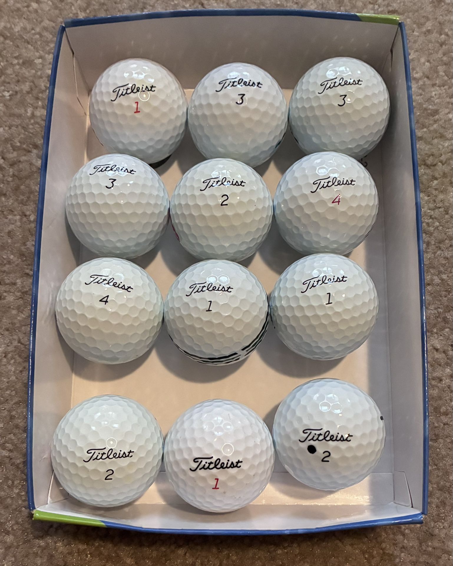 1 Dozen Of Titleist Golf Balls (6 Pro V1’s)