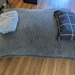 Mattress/Sleeping Pad
