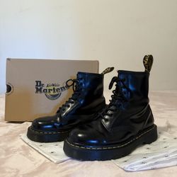 Excellent Condition Doc Martian Boots 1460 Bex