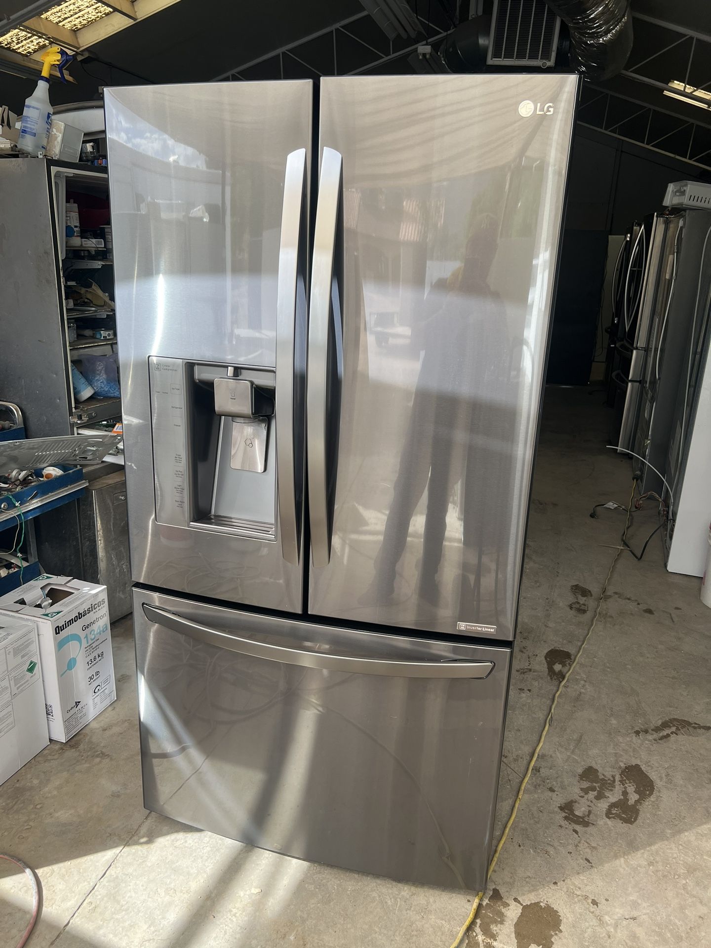 LG REFRIGERATOR
