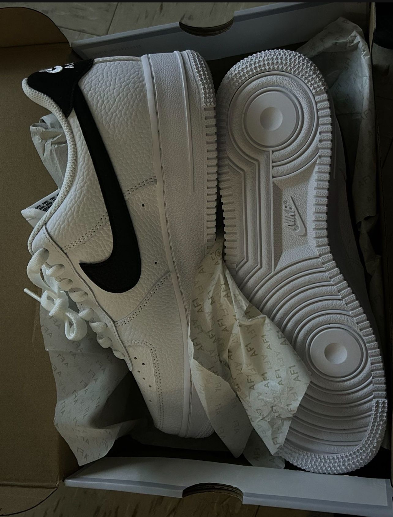 Nike AirForce 1 ‘07 White/Black Size 9 NEW