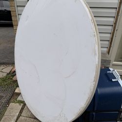 Big Round Table Plastic I Believe Is 5ft