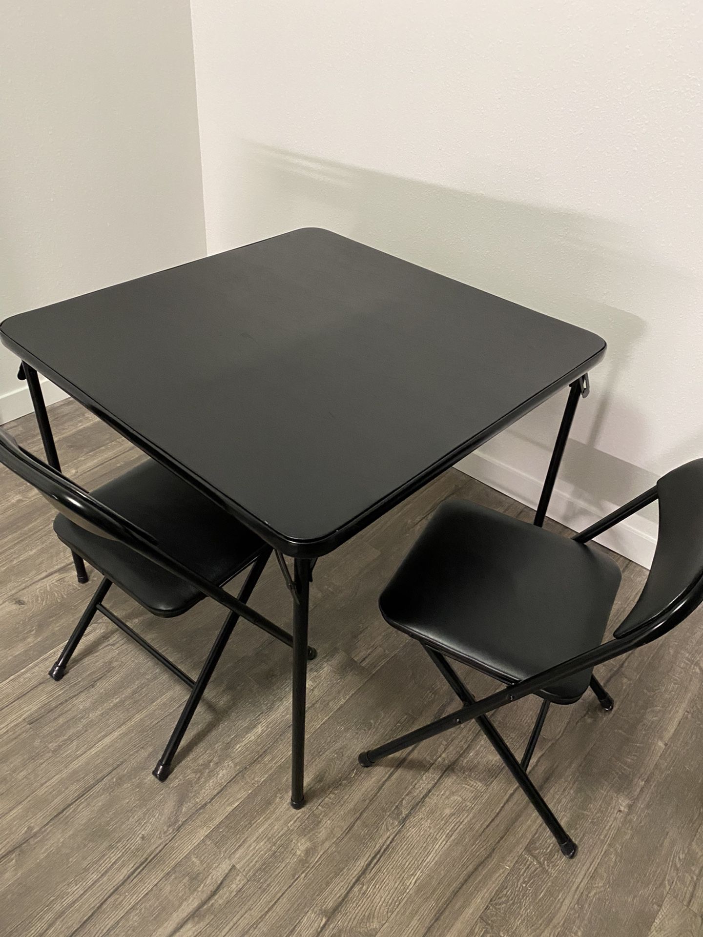 Folding Table With Very Good Condition With 4 Chairs