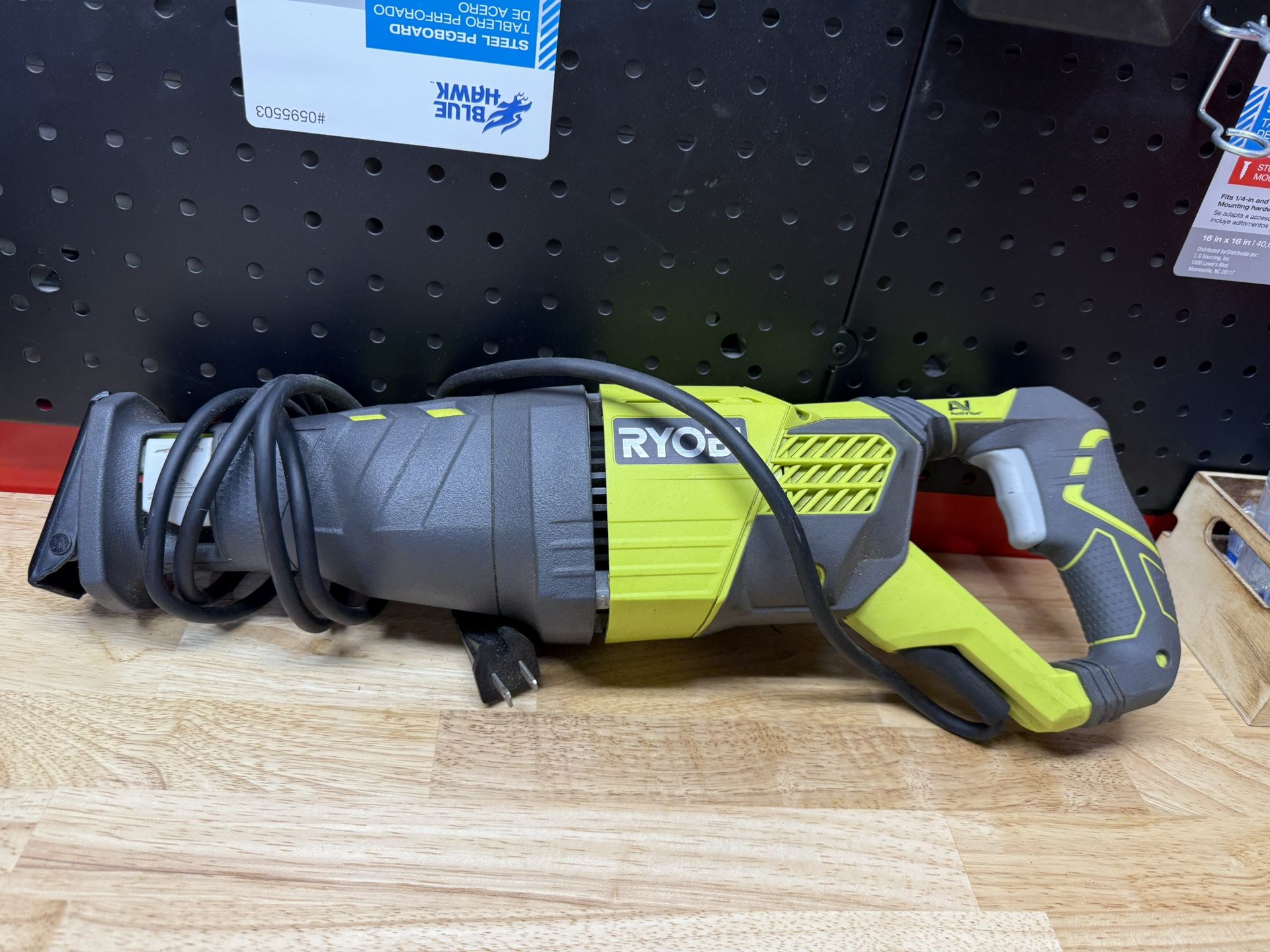 Ryobi Saw
