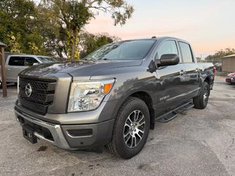2021 Nissan TITAN