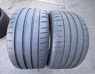 2 USED TIRES MICHELIN PS4S 235/35/19