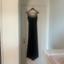 Maxi Long Black Dress Elegant With Gold Embroidery Sleeveless