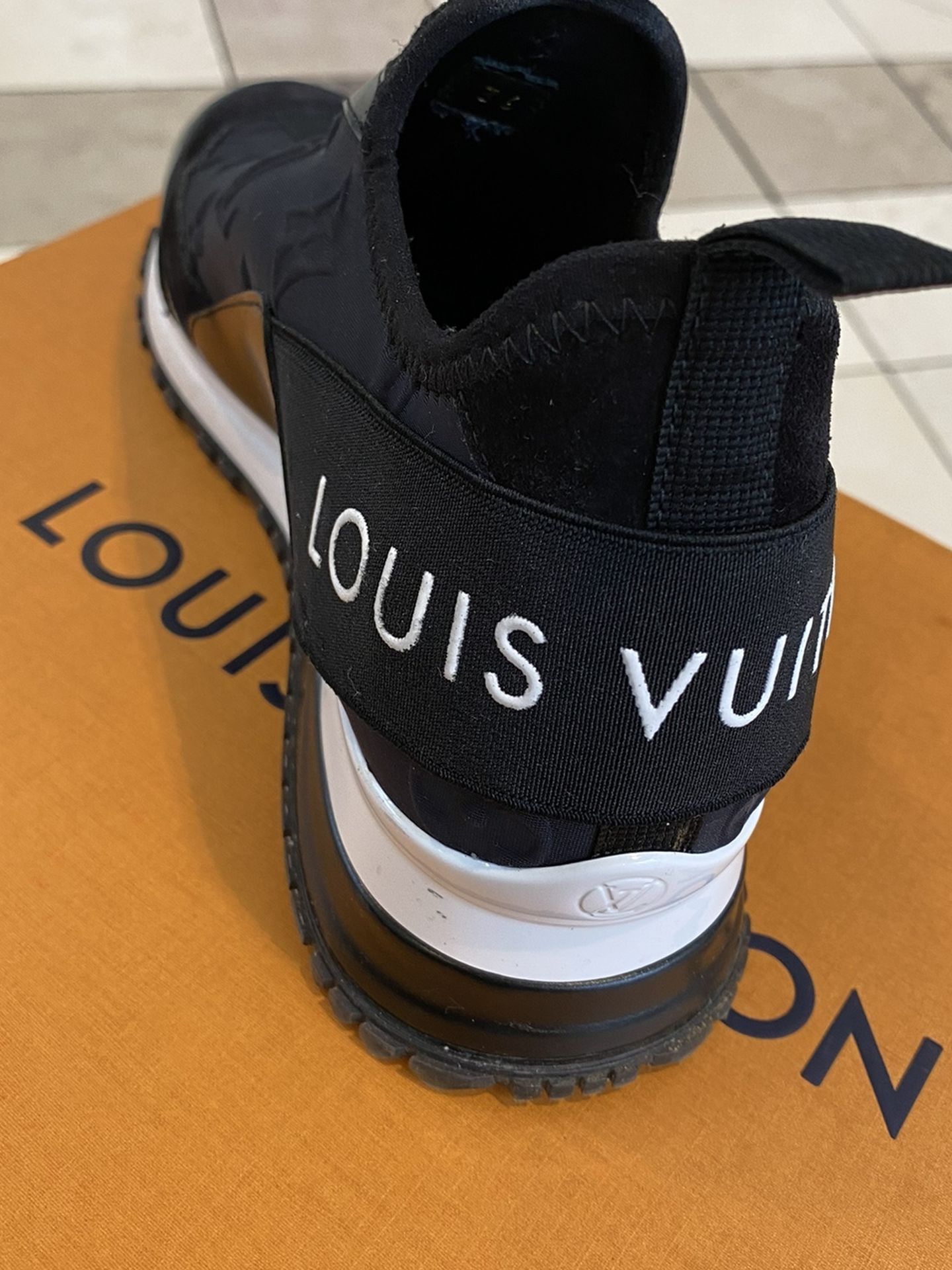 Louis Vuitton Sneakers