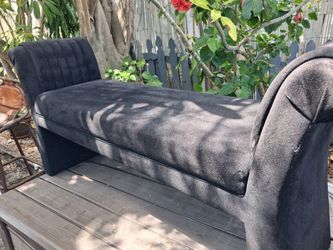 Black Velvet/Microfiber Tufted Accent Bench / Window Seat
