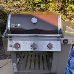 Weber Genesis 2 Grill, Griddle Insert & All Season Cover