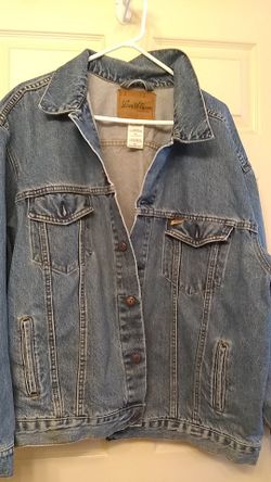 Levi's 3 x jacket! Perfect condition!will deliver fort Myers only sundays