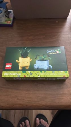 LEGO Botanicals Happy Plants 10349, 217pcs
