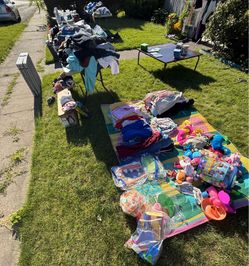 YARD SALE! 6/14 (Sun)