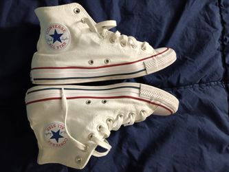 Ladies Size 10 White Converse Sneakers 