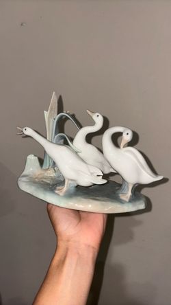 Porcelain Geese Group Figurine