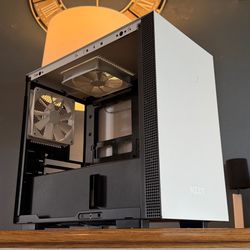 NZXT H210i White ITX Gaming PC Desktop Computer Tower Case
