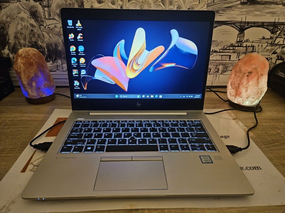 8th Gen I5/16gb/256gb SSD HP 830 G5