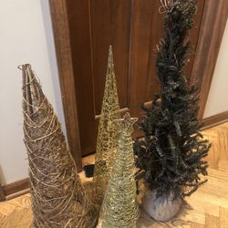 Holiday Decor Trees 