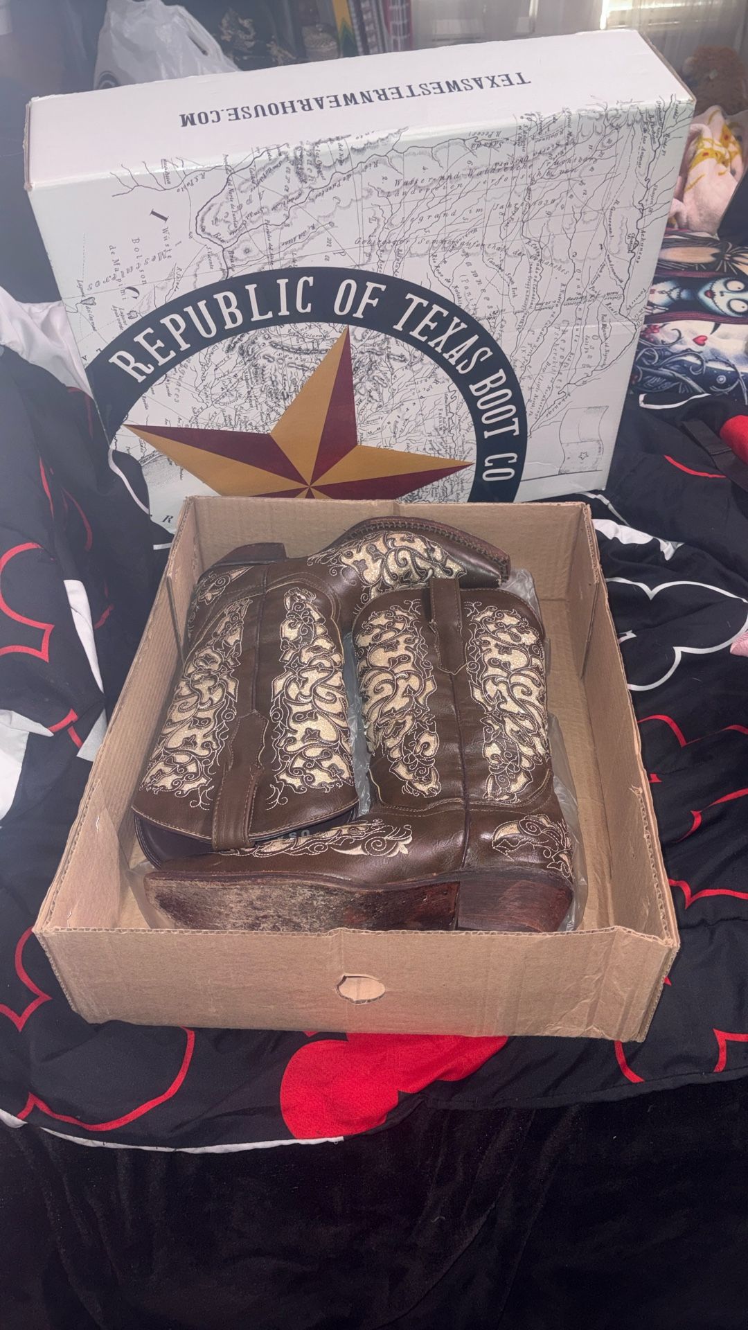 Women’s Boots