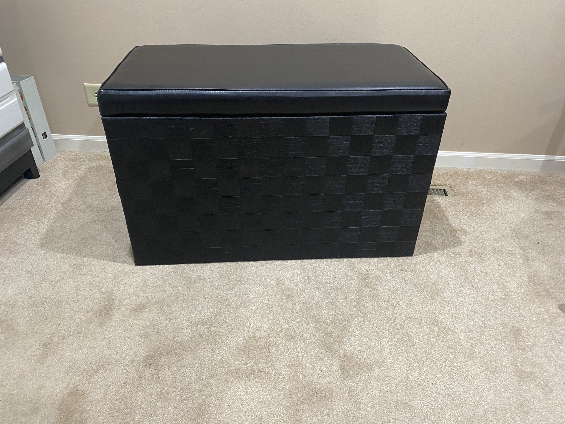 Black Trunk
