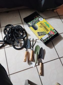 Bunch of garding stuff