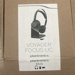 Plantronics Voyager Focus UC wireless headset