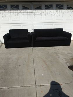 New 2 piece black sofa set