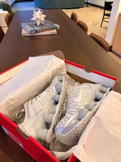 Nike women shoes