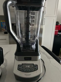 Ninja BL660 Professional Compact Smoothie & Food Processing Blender, 1100-Watts