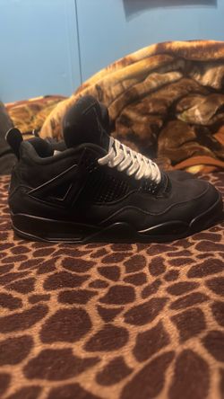 Jordan 4 black cat