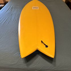 Fish Surfboard 5/8