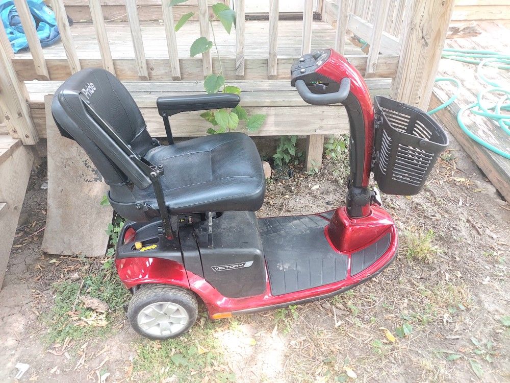 Pride Victory Scooter