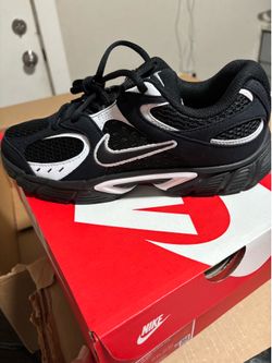 Boys Nike