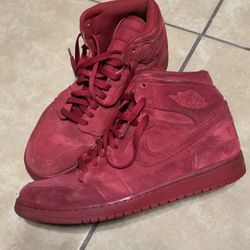 Jordan 1 Red Suede High 