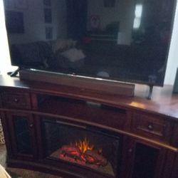 Smart T.V And Entertainment Center Fire Place