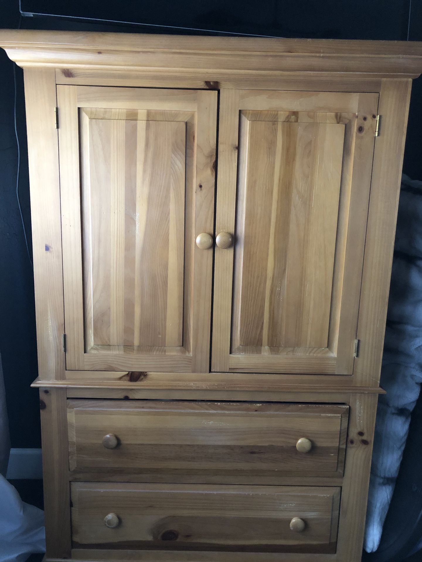 Broyhill Fontana dresser and armoire set for Sale in Gilbert, AZ OfferUp