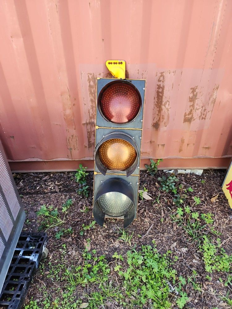 4 FootTraffic Light