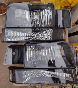92-96 Ford F-150 - F-350 / Bronco Headlights Faros calaveras micas luces lamps