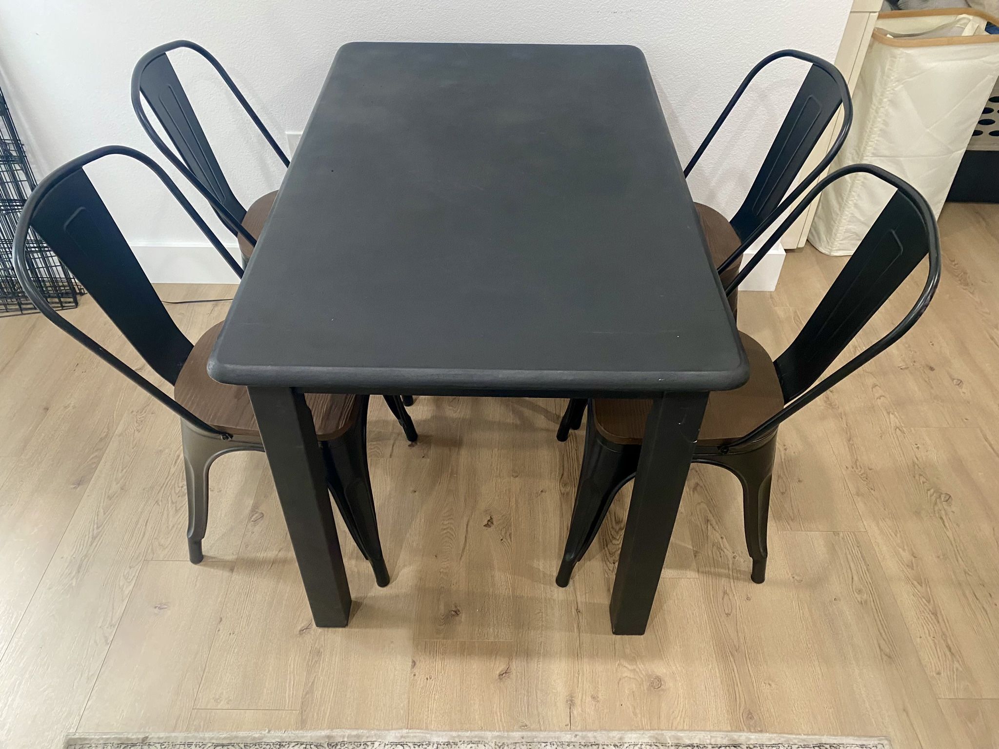Black Dining table With Chairs
