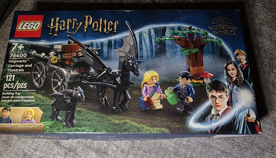 LEGO Harry Potter Hogwarts Carriage and Thestrals set NEW