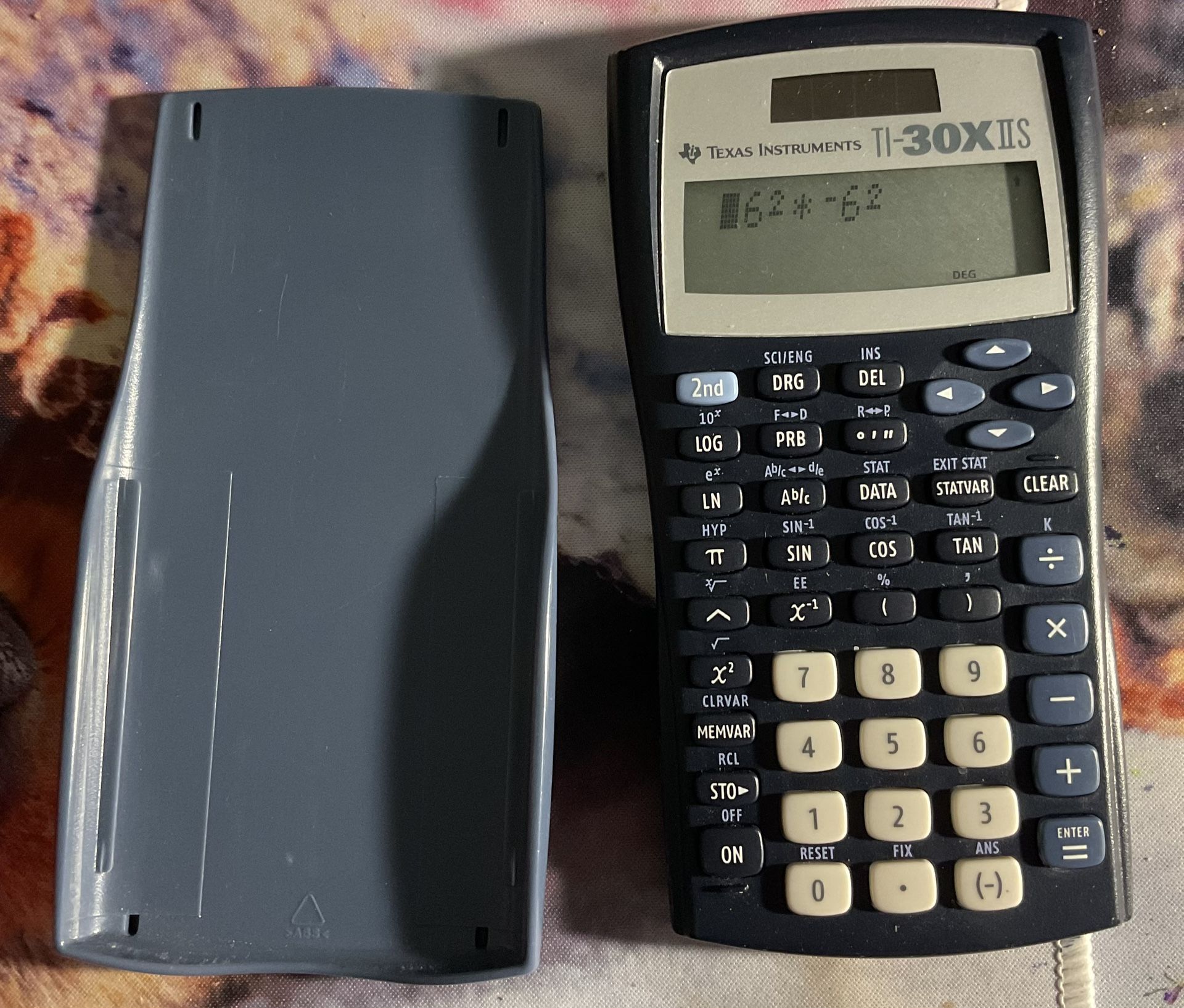 Texas Instruments Tl-30XllS Scientific Calculator