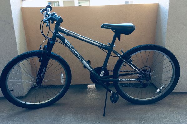 roadmaster bike 24 inch