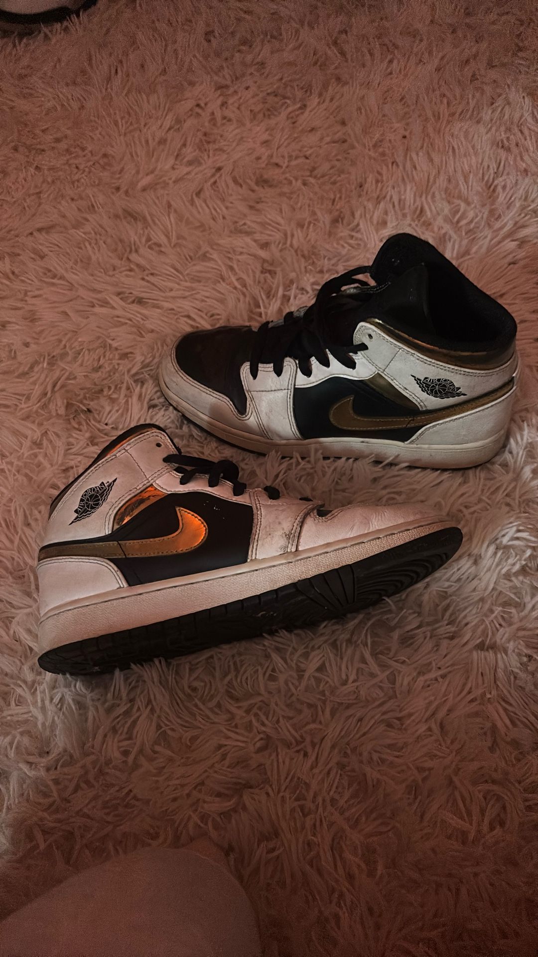 Jordan 1 Mid