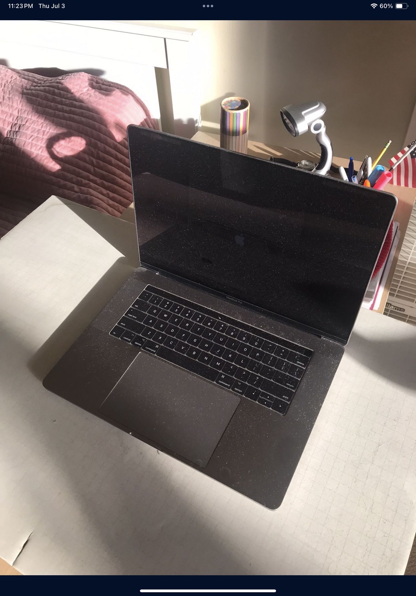 2016 macbook pro 15inch w/ touchbar