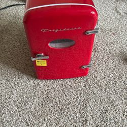 Mini Red Fridge 